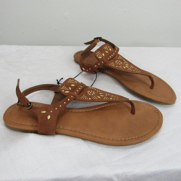 Olivia Miller Shoes - 😀NWOT Olivia Miller sling back sandal size 7